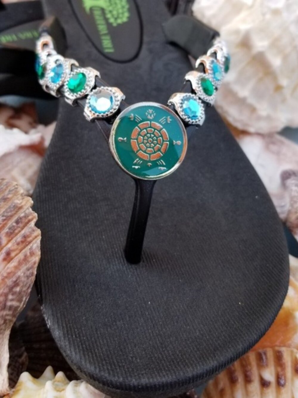 Beautiful Crystal Flip Flops Sandals "Sarah" Sea Turtle SUPER COMFY Sizes 7 & 8